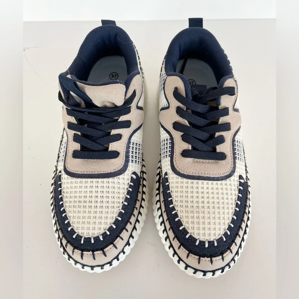 Claudia Ghizzani Whipstitch Chunky Heel Sneakers in Navy Blue and Cream, size 37